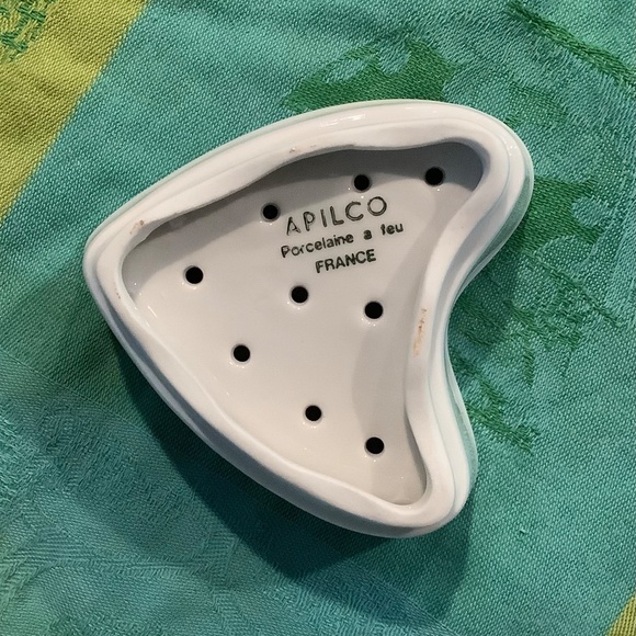 Apilco Mini Heart-Shaped White Porcelain Cheese Mold - Picture 2 of 5